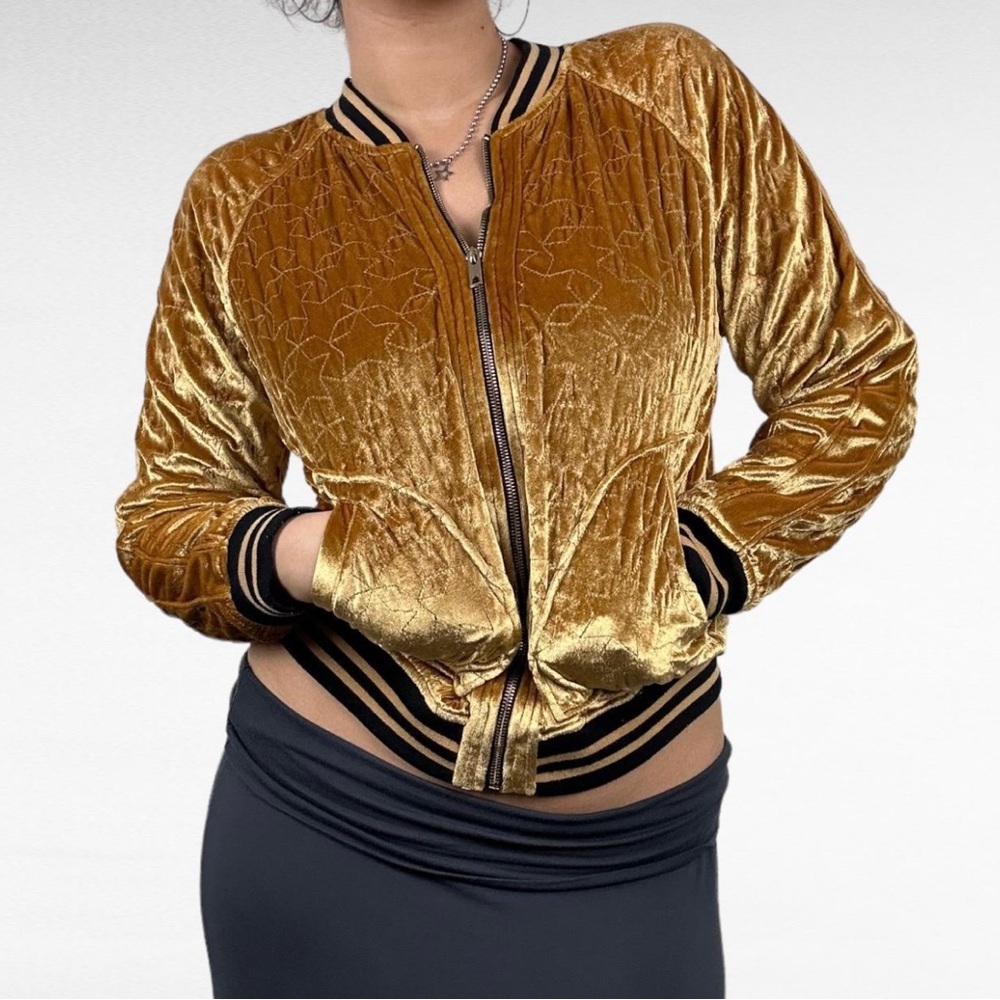 Jolt Gold Velvet Embroidered Star Print Jacket